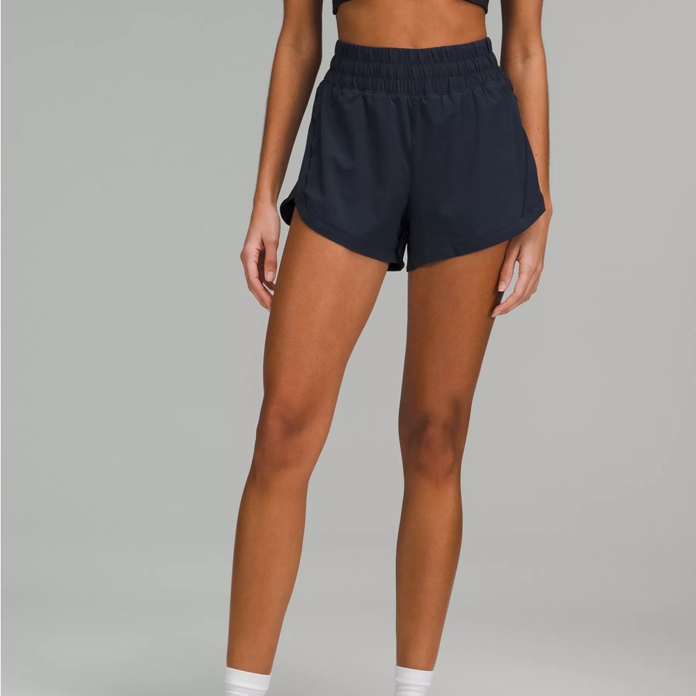 Lululemon Track That high rise short 3” inseam
